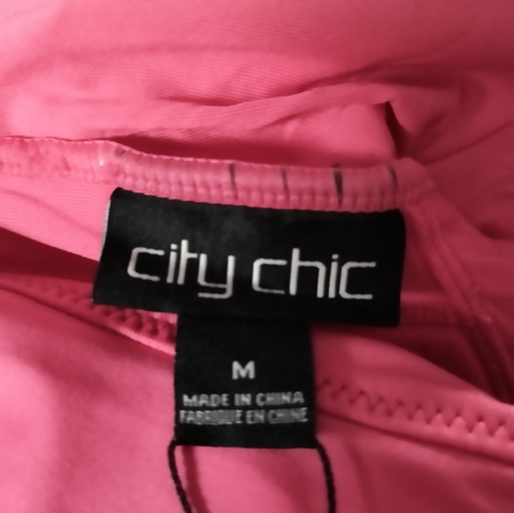 City Chic Ruffles Women One Piece Swimsuit / Size 14 - Picture 5 of 9